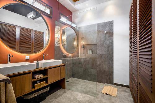 Photo of Bathroom in Pererenan
