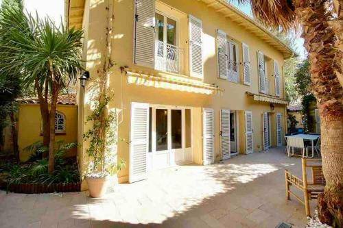 Photo of Buildings in Juan-les-Pins