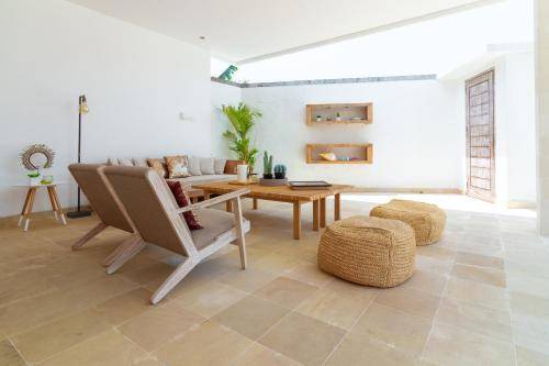 Photo of Livingroom in Tumbu Village