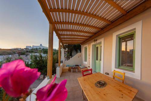 Photo of Patio Balcony in Firostefani
