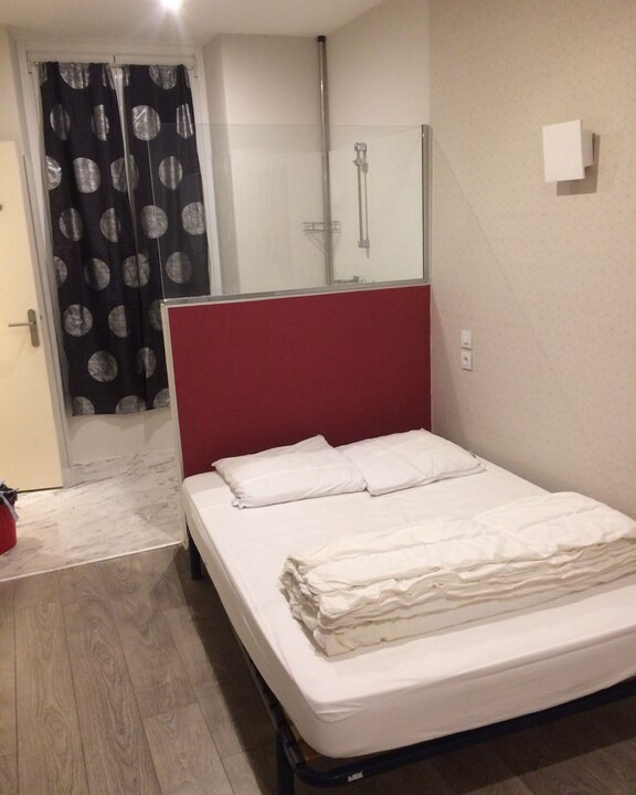 Photo of Bedroom in Gambetta