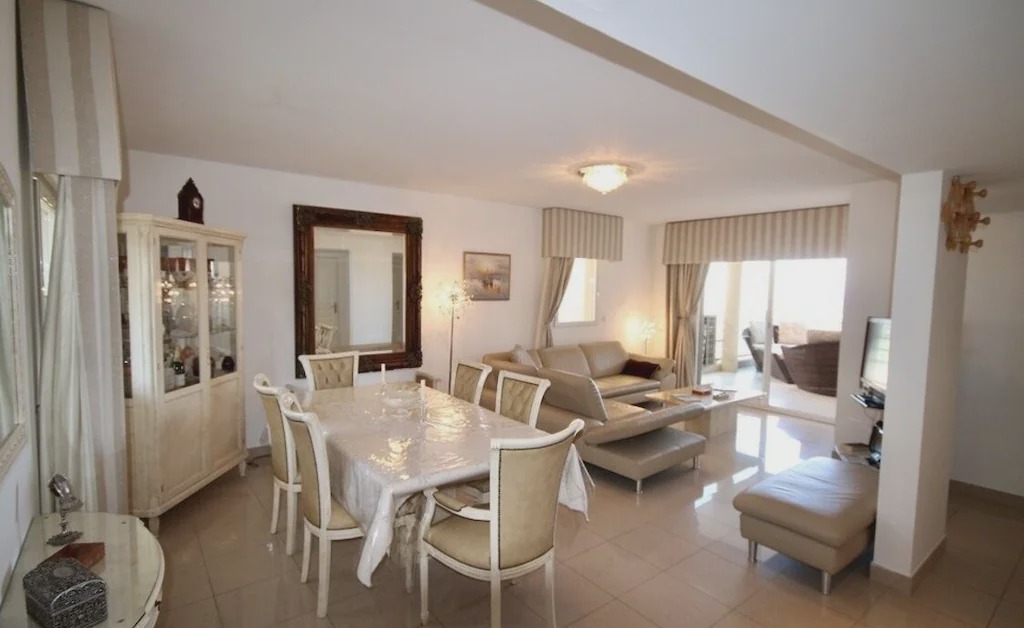 Photo of Livingroom in Les Termes