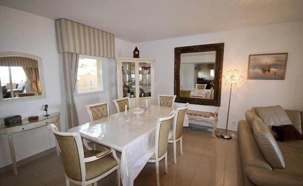 Photo of Livingroom in Les Termes