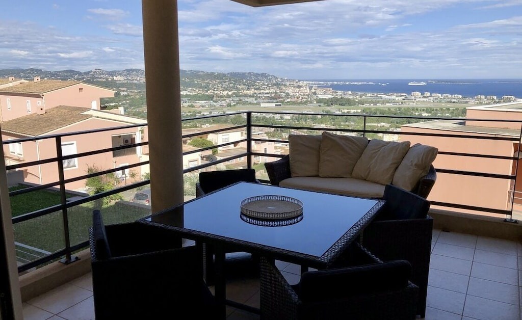 Photo of Patio Balcony in Les Termes