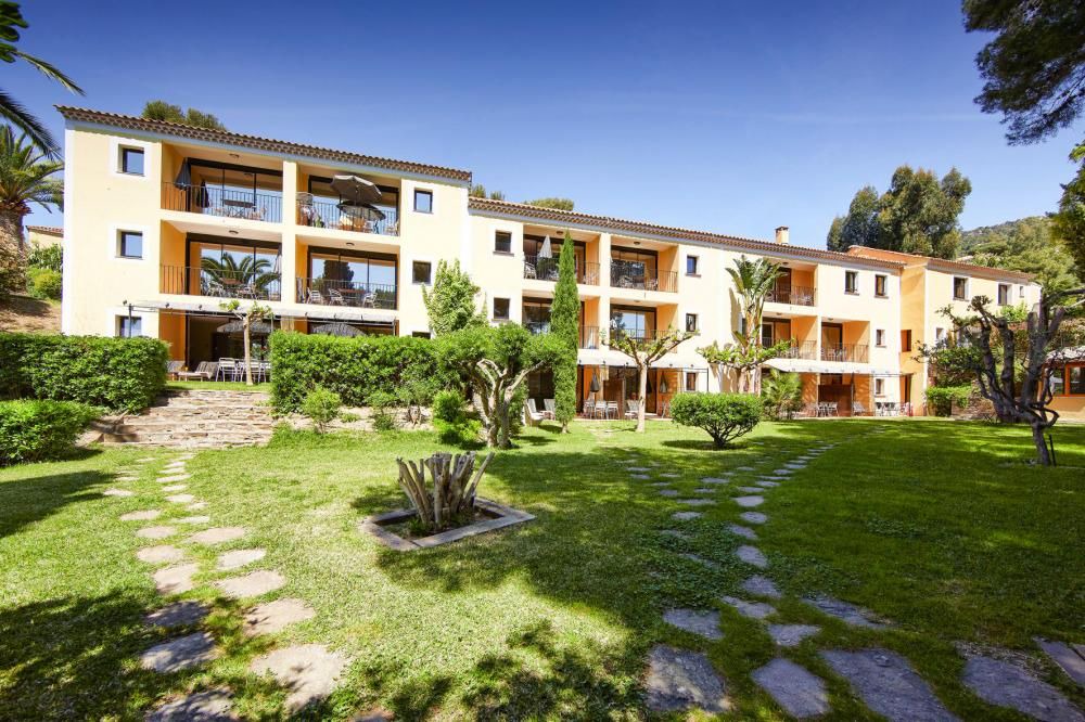 Photo of Buildings in Le Rayol