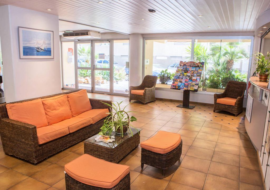 Photo of Livingroom in Saint-Raphael