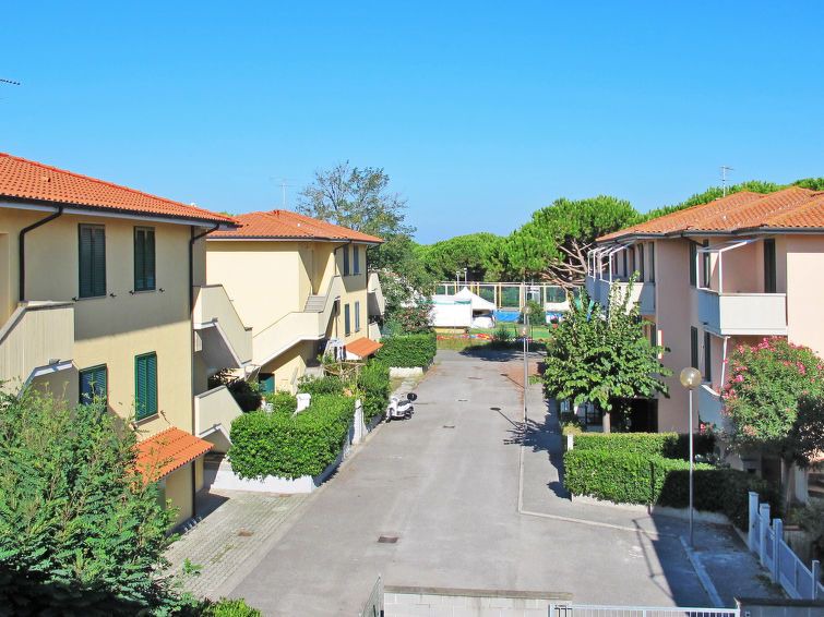 Photo of Buildings in Mazzanta