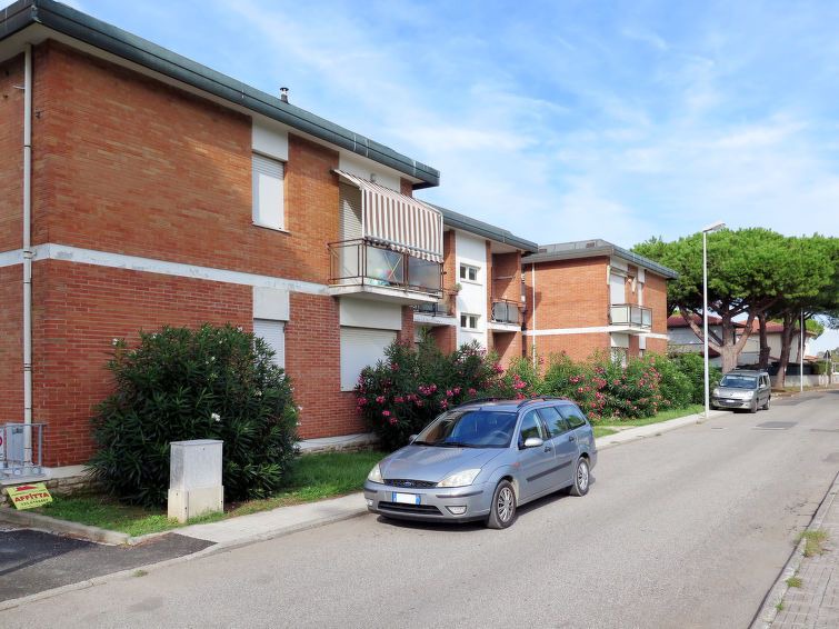 Photo of Buildings in Mazzanta