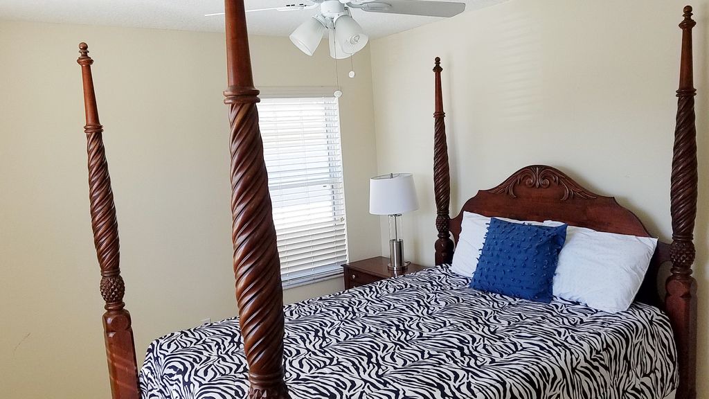 Photo of Bedroom in Windwood Bay