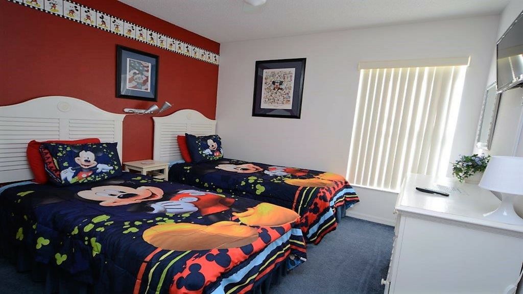 Photo of Livingroom in Eagle Pointe South