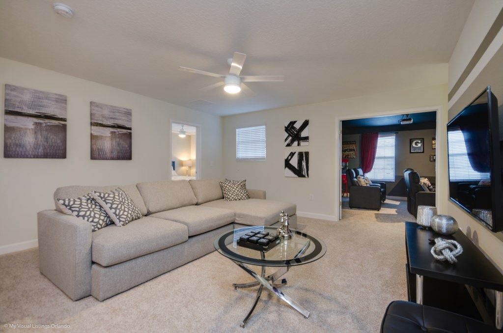 Photo of Livingroom in Davenport