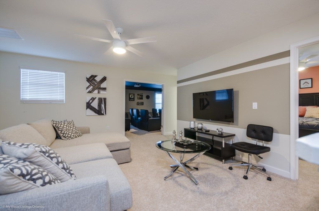 Photo of Livingroom in Davenport