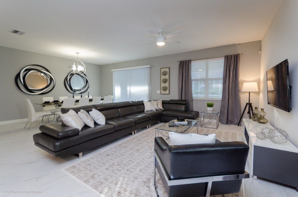 Photo of Livingroom in Davenport
