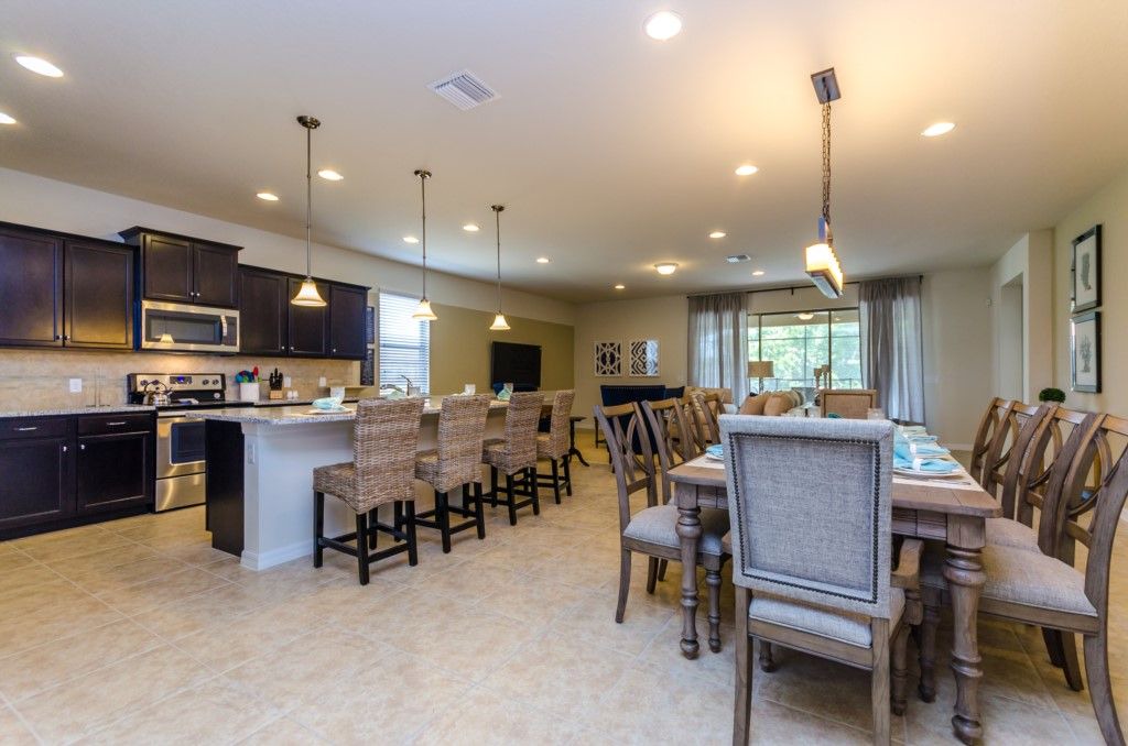 Photo of Livingroom in Four Corners