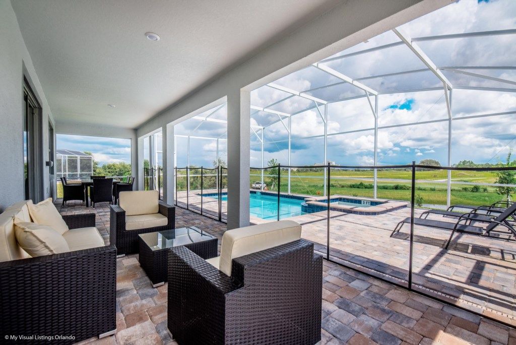 Photo of Patio Balcony in Davenport