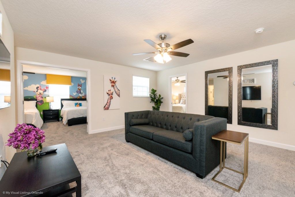 Photo of Livingroom in Davenport