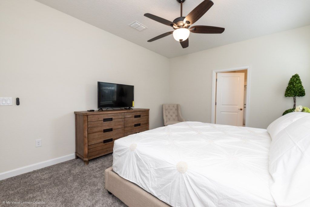 Photo of Bedroom in Davenport