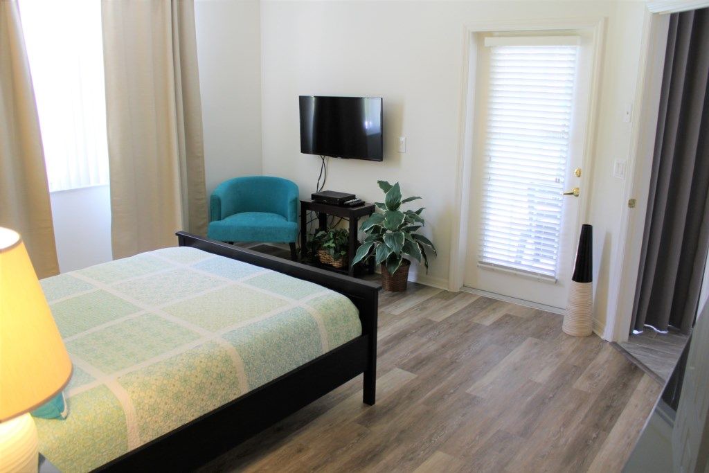 Photo of Bedroom in Florida Pines