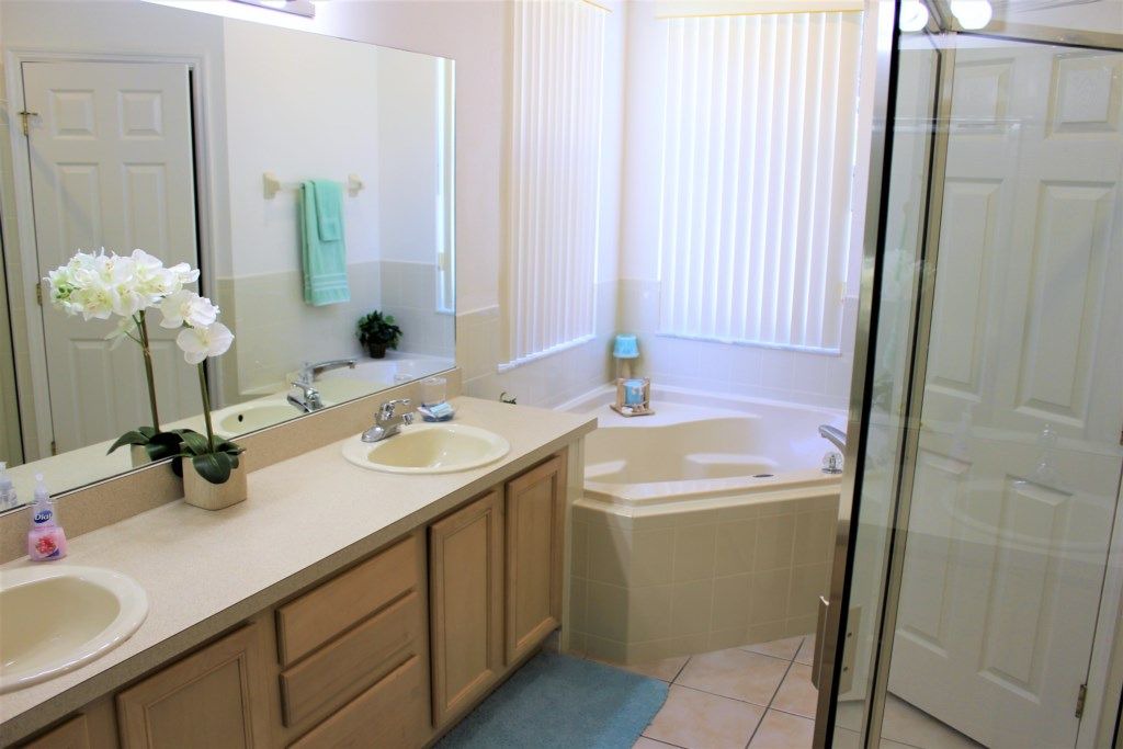 Photo of Bathroom in Florida Pines