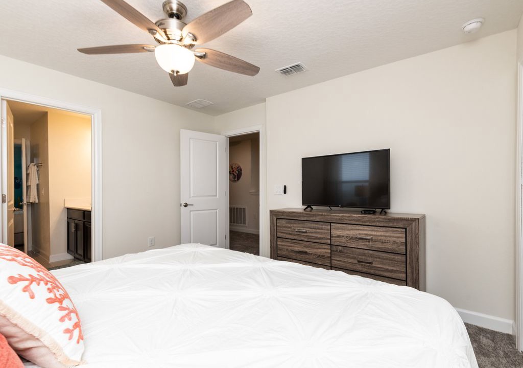 Photo of Bedroom in Davenport