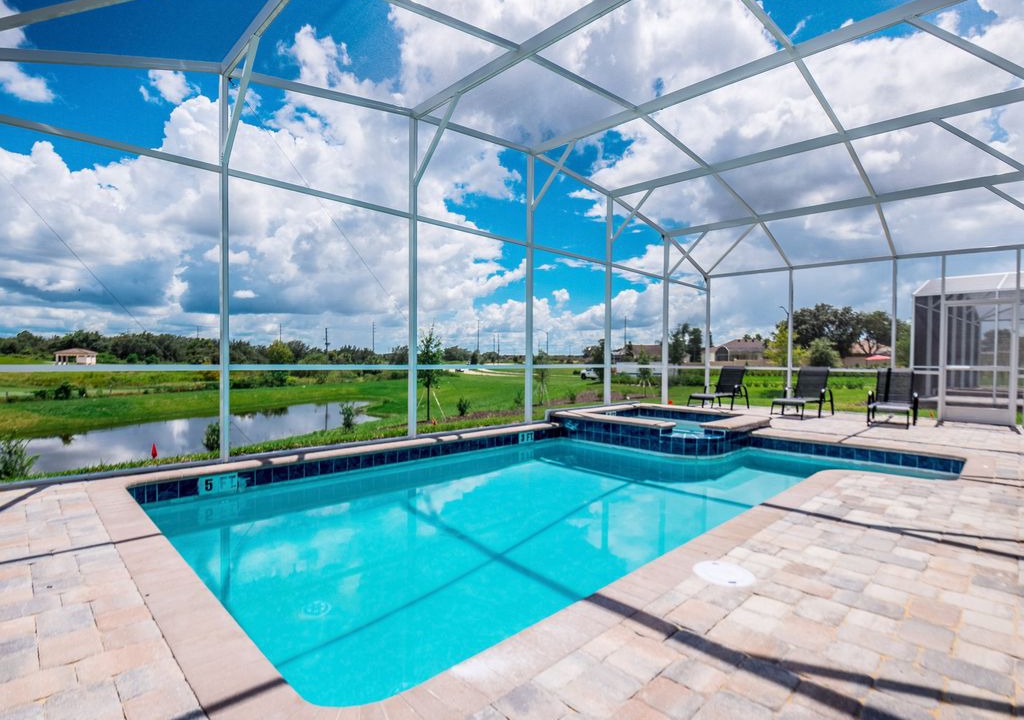 Photo of Outdoor in Davenport