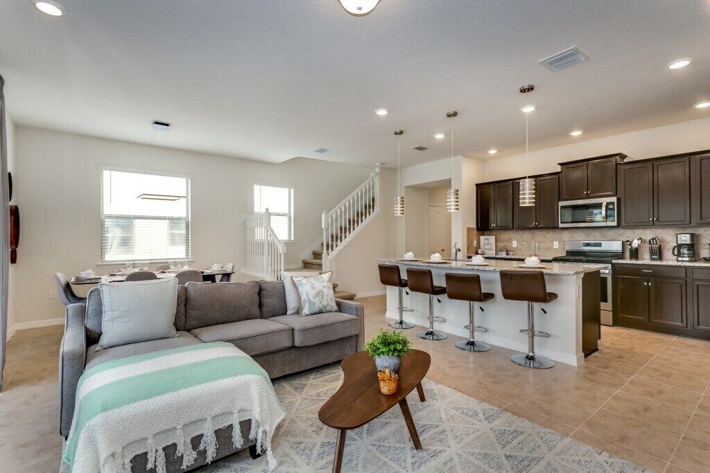 Photo of Livingroom in Briargrove