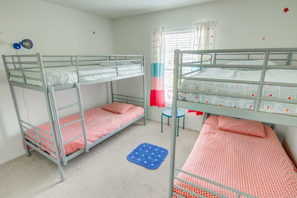 Photo of Bedroom in Windward Cay