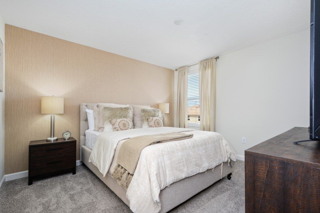 Photo of Bedroom in Davenport