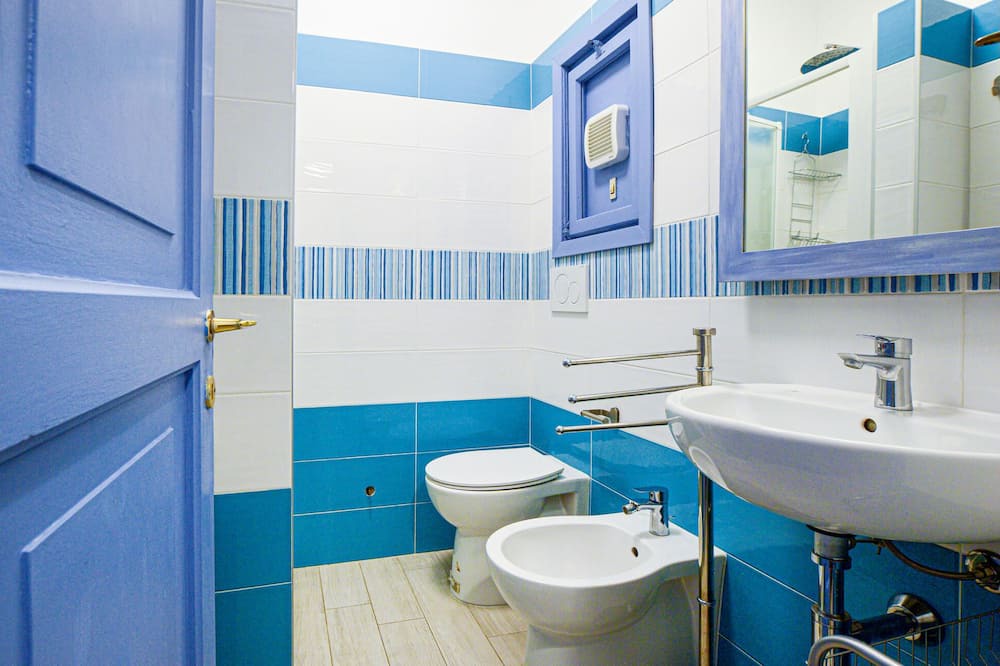 Photo of Bathroom in Mola