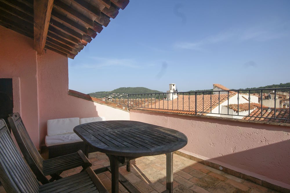 Photo of Patio Balcony in La Garde-Freinet