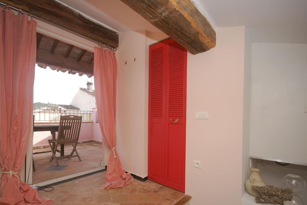 Photo of Patio Balcony in La Garde-Freinet
