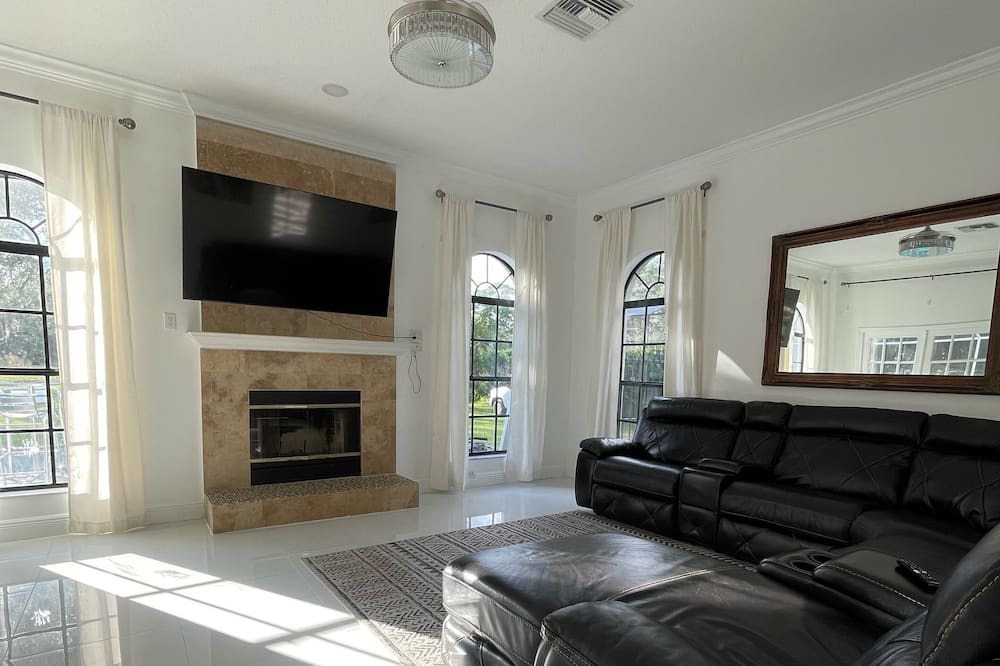 Photo of Bedroom in Orlando