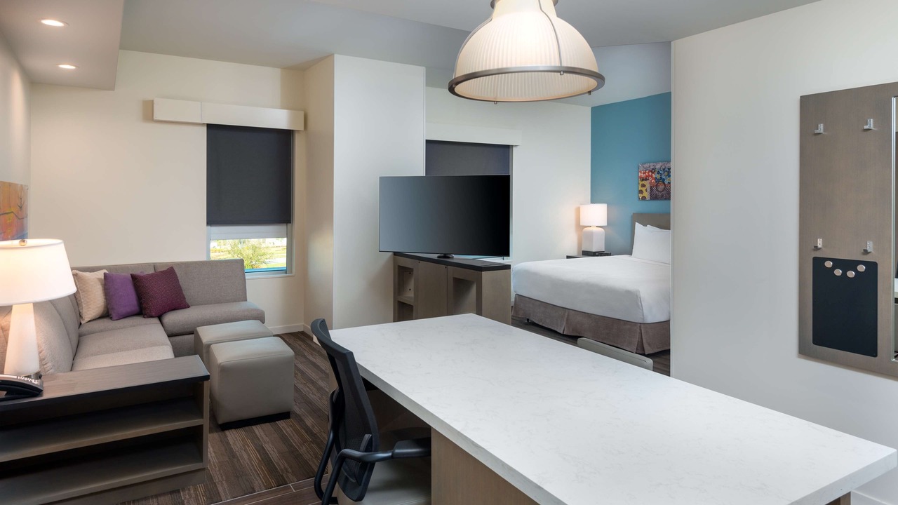 Photo of Bedroom in Airport North
