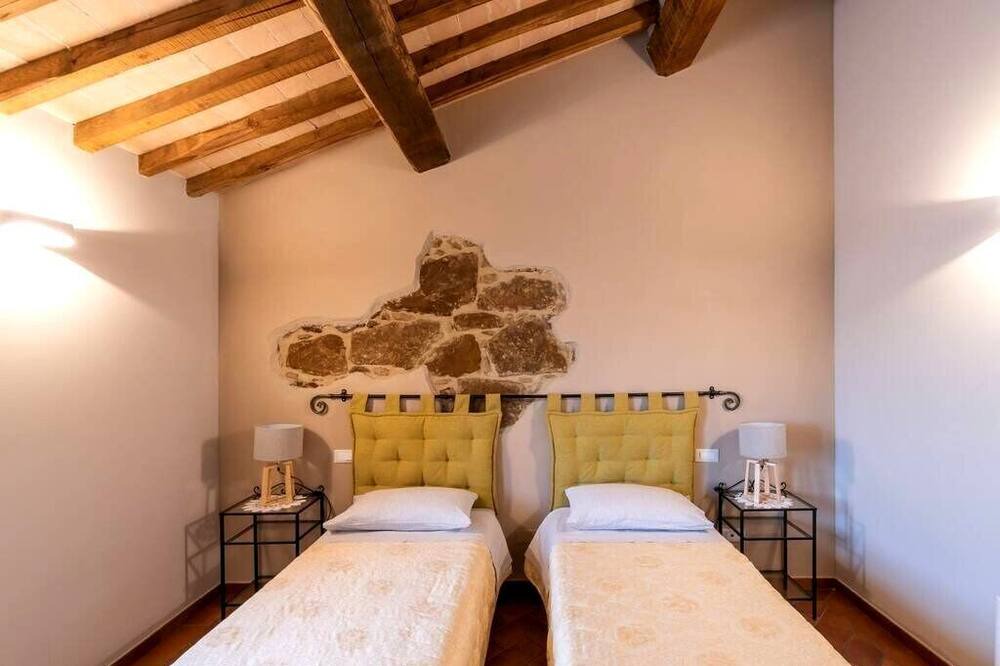 Photo of Bedroom in Lucignano