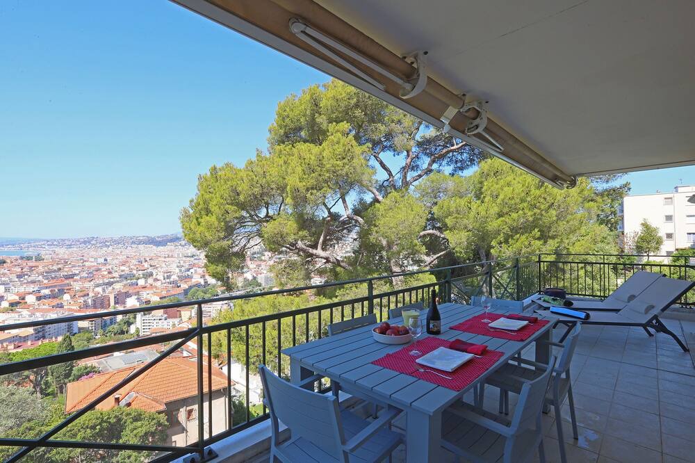 Photo of Patio Balcony in Riquier