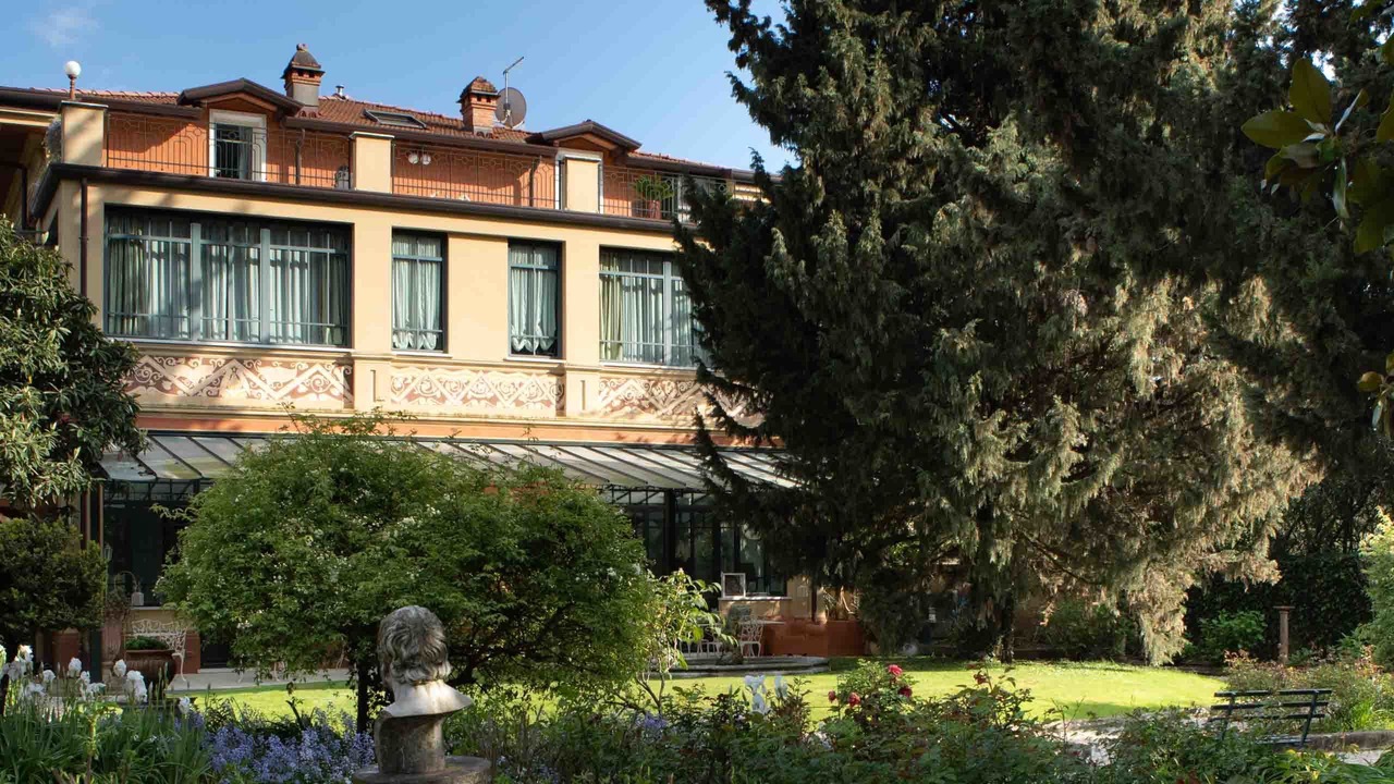 Photo of Outdoor in Carrara