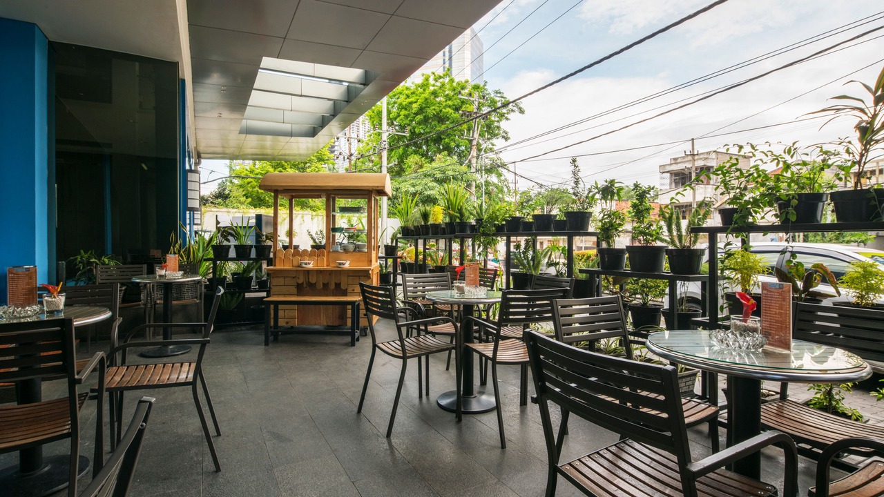 Photo of Patio Balcony in Surabaya