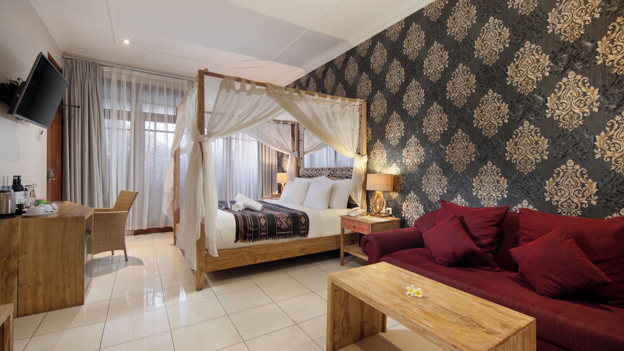 Photo of Bedroom in Kartika Plaza