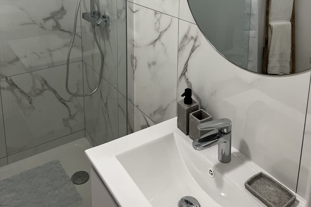 Photo of Bathroom in Mantega
