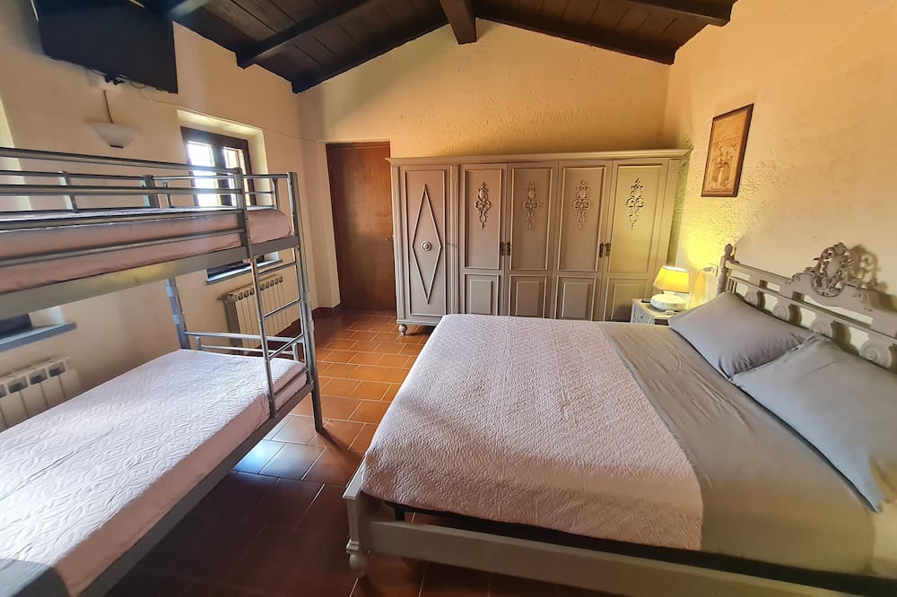 Photo of Bedroom in Casola in Lunigiana