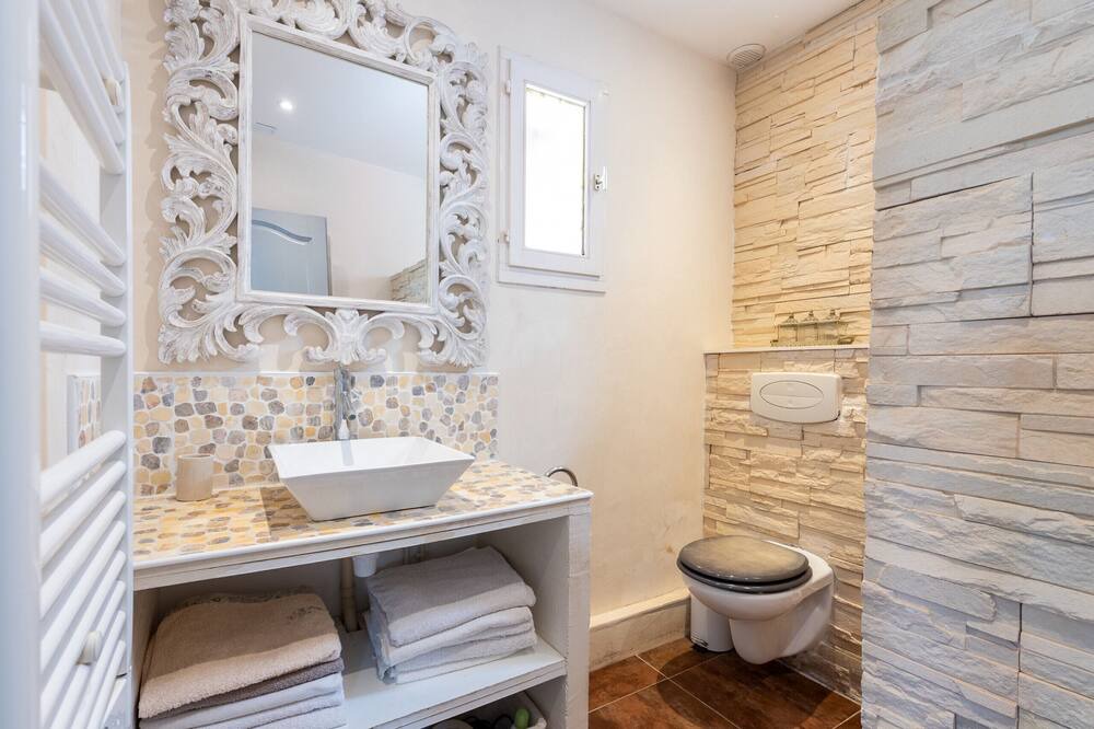 Photo of Bathroom in Ventabrun