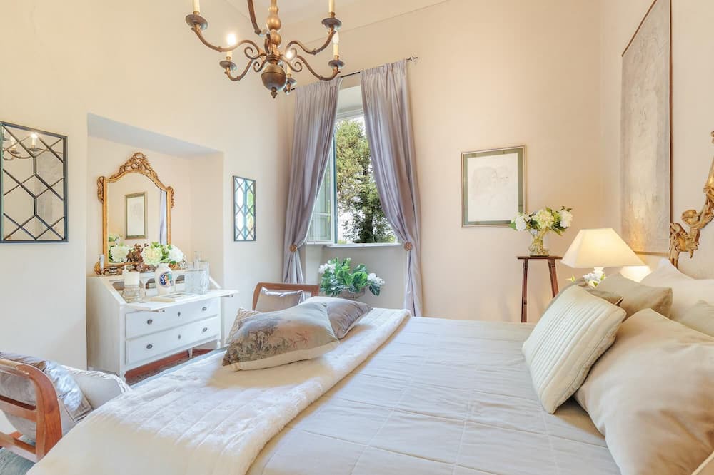 Photo of Bedroom in Vicopelago