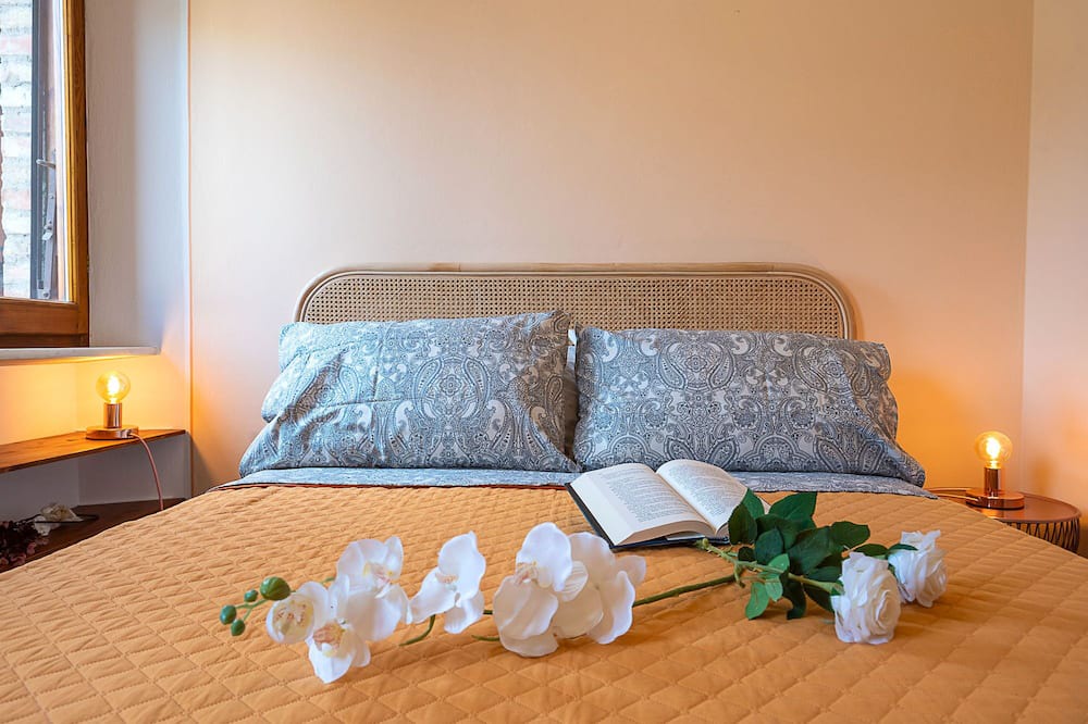 Photo of Bedroom in Monticchiello