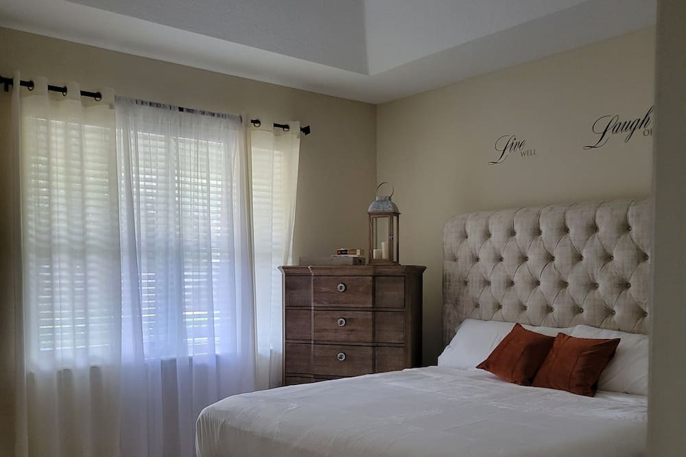 Photo of Bedroom in Ocoee