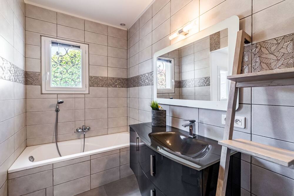Photo of Bedroom in Berre-des-Alpes
