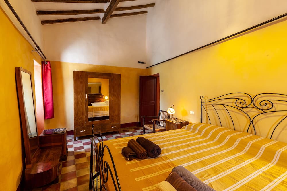 Photo of Bedroom in Maglietola