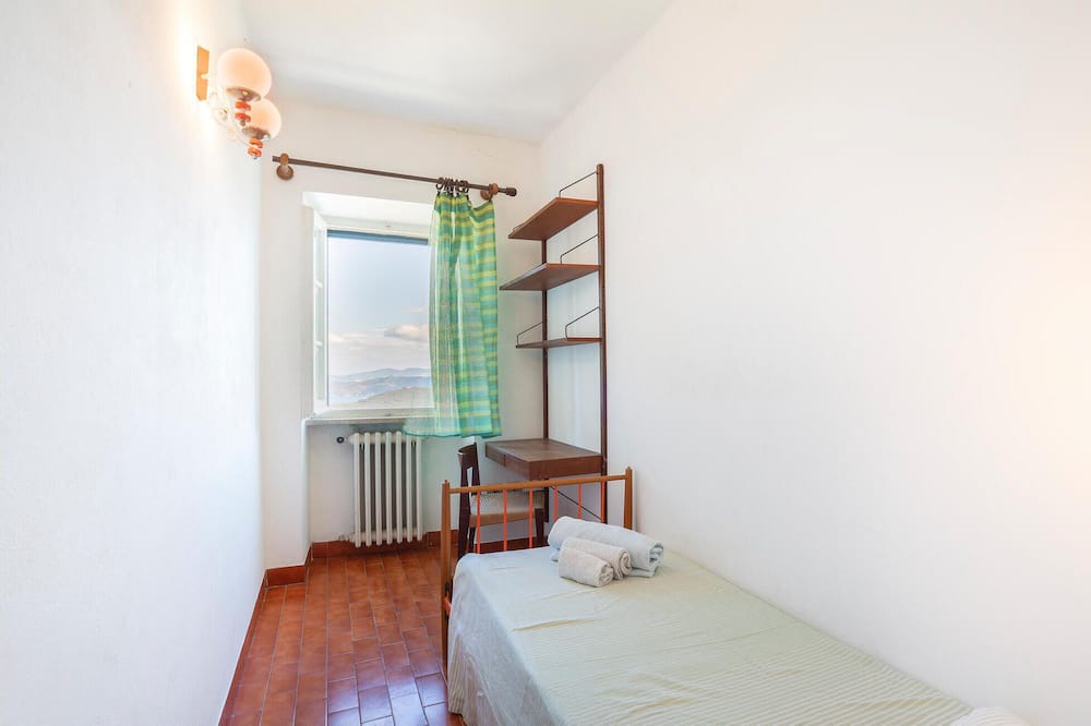 Photo of Bedroom in Marciana
