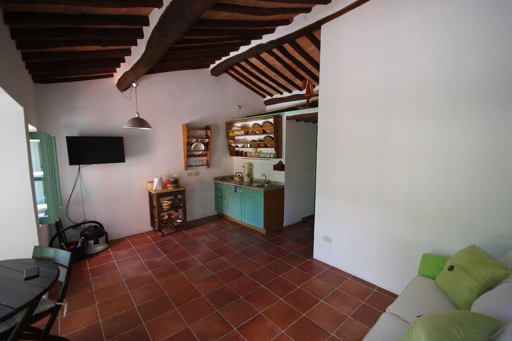 Photo of Livingroom in Patresi