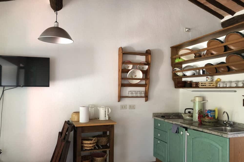 Photo of Kitchen in Patresi