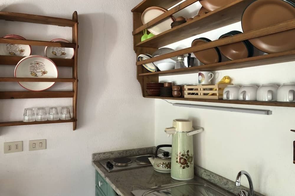 Photo of Kitchen in Patresi
